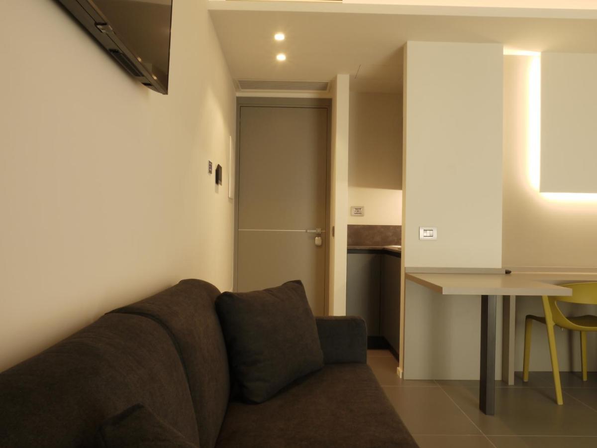 Rb Del Teatro&Apartaments Имола Экстерьер фото