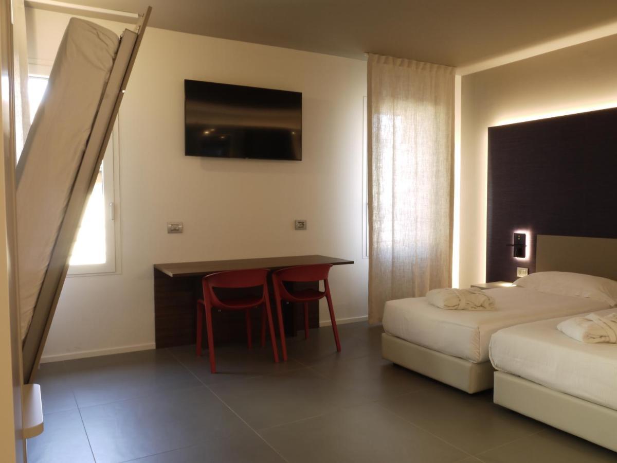 Rb Del Teatro&Apartaments Имола Экстерьер фото