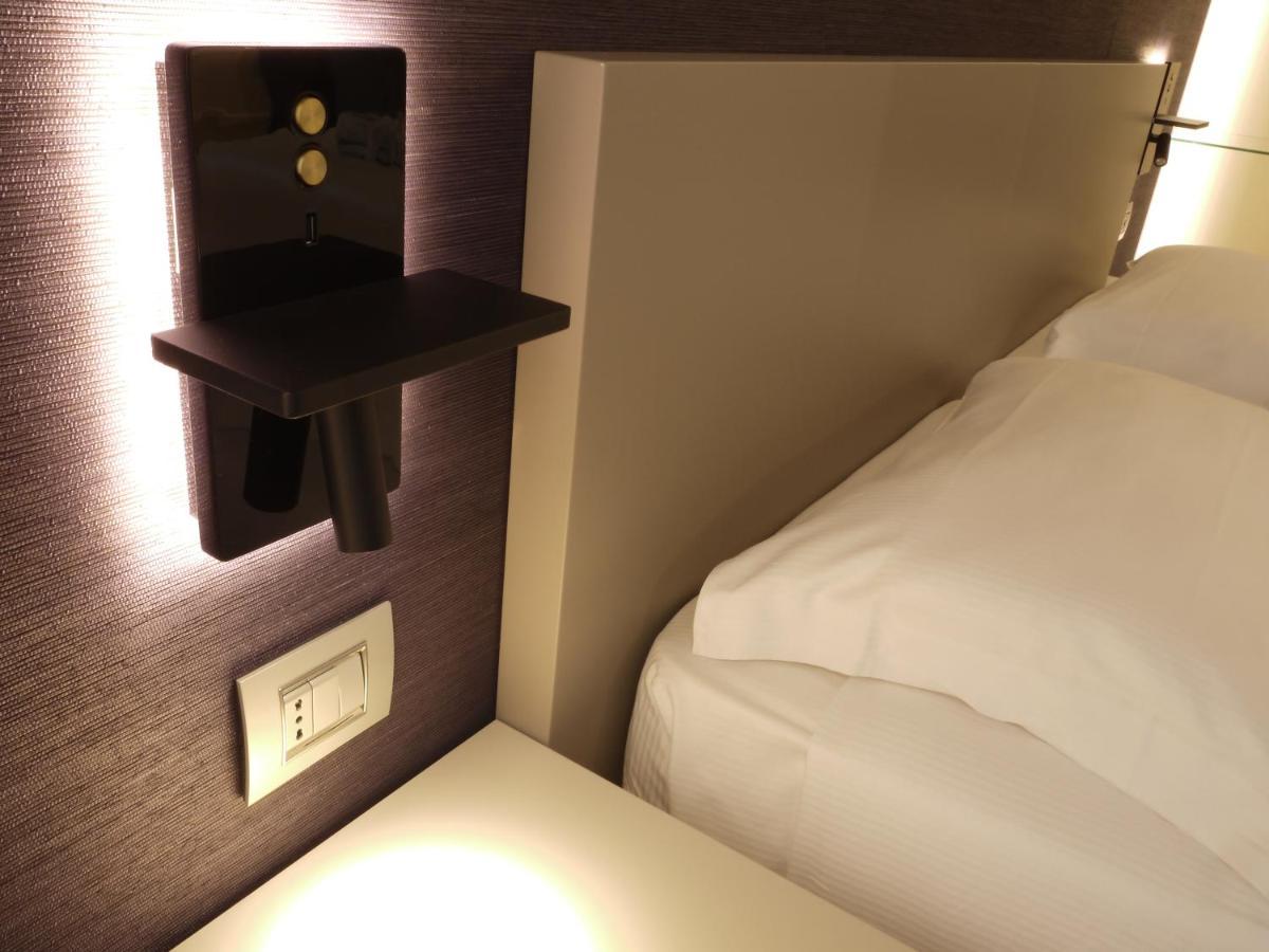 Rb Del Teatro&Apartaments Имола Экстерьер фото