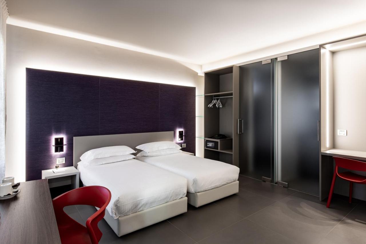 Rb Del Teatro&Apartaments Имола Экстерьер фото